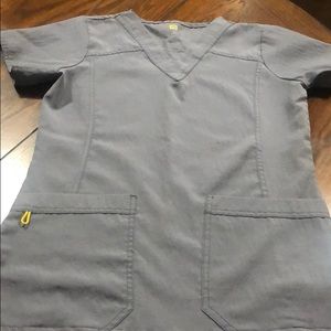 Wonder Wink Scrub Top